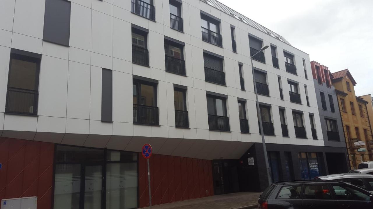 Apartament Skarbowa 2 & Parking Leszno  Exterior photo
