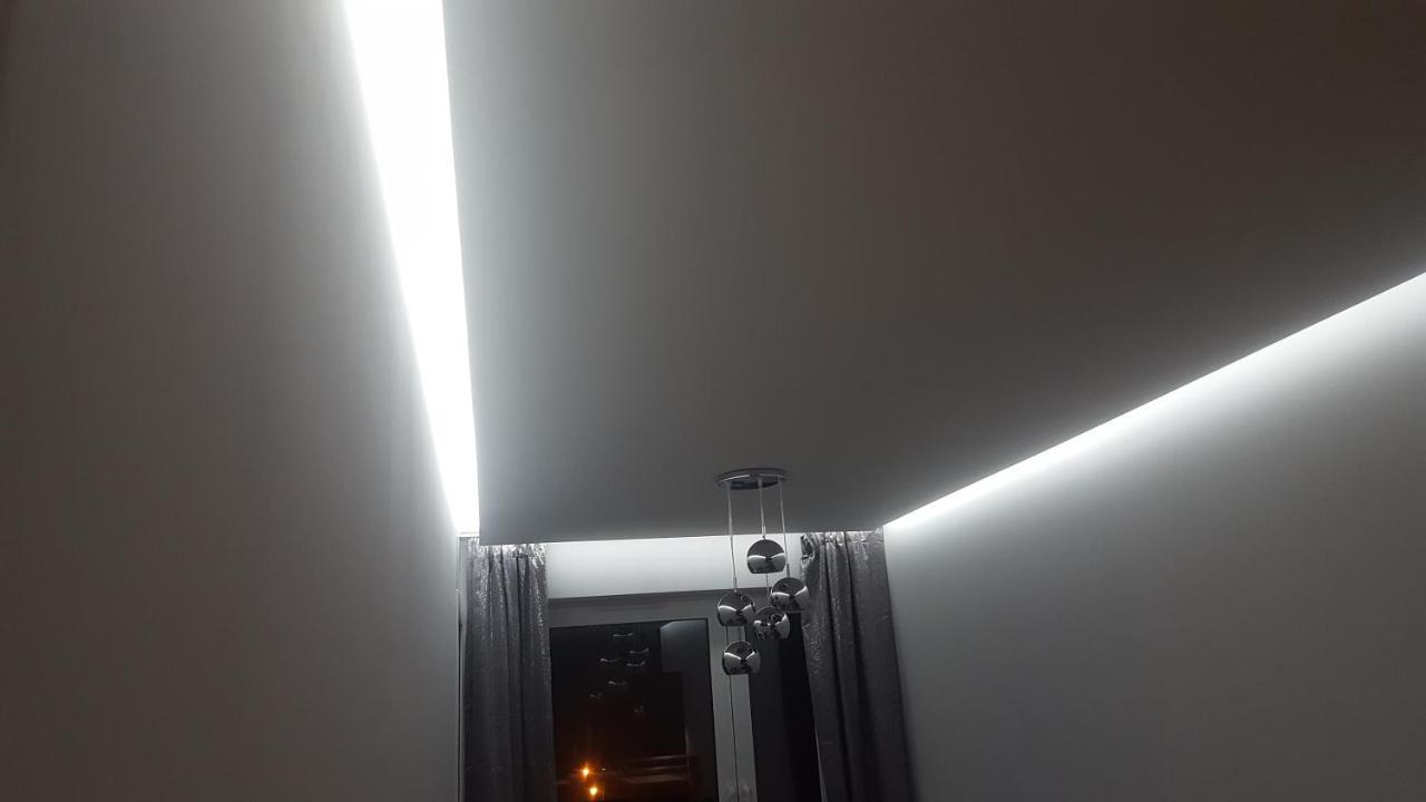 Apartament Skarbowa 2 & Parking Leszno  Exterior photo