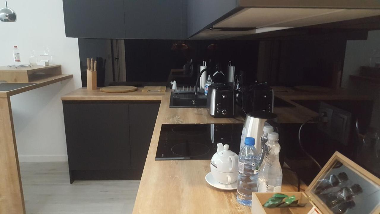 Apartament Skarbowa 2 & Parking Leszno  Exterior photo